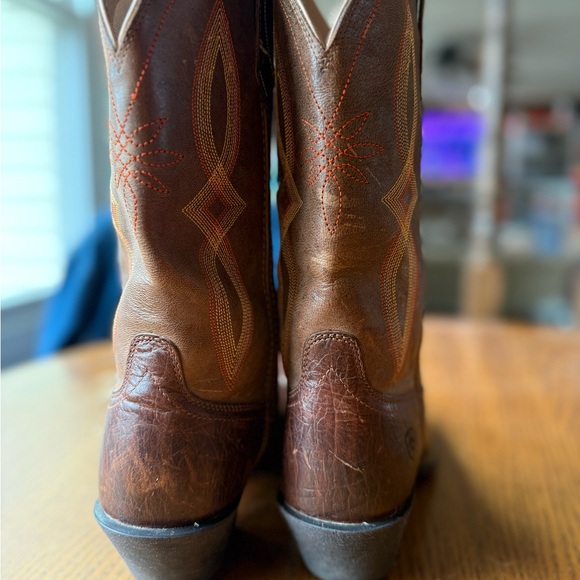 Ariat Women’s Brown Western Heeled Boots - Picture 3 of 11
